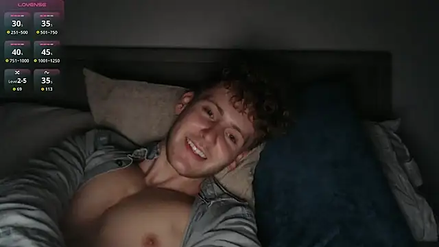 DominantAlex18 online show from April 2026 04:23:01 PM