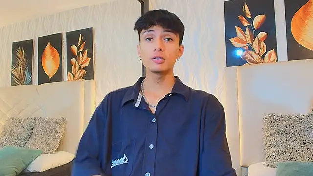 Lean Portman online show from October 2025 08:39:02 PM