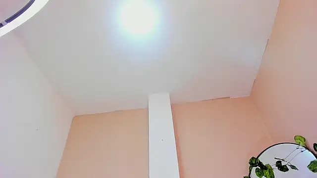 Lean Portman online show from May 2026 02:27:02 PM