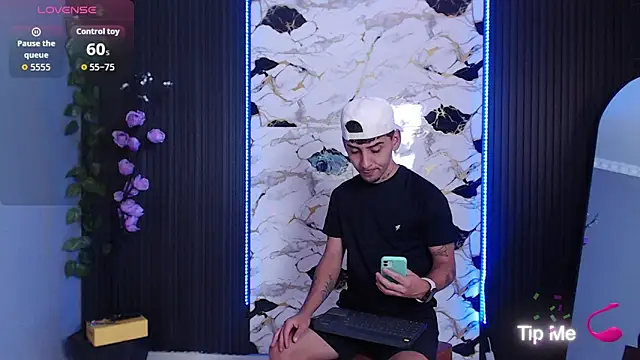 SpicyBoys X online show from September 2025 08:30:02 PM