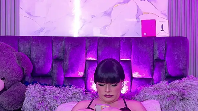 Snapshot of Ava_Cristi chatting on June 2026 05:52:01 PM Ava Cristi online show from June 2026 05:52:01 PM