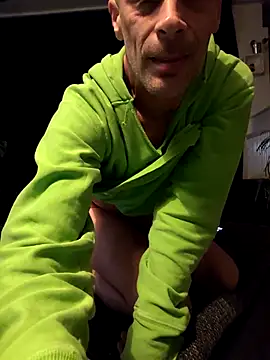 nolliebollieeeeeee online show from October 2025 08:10:01 PM