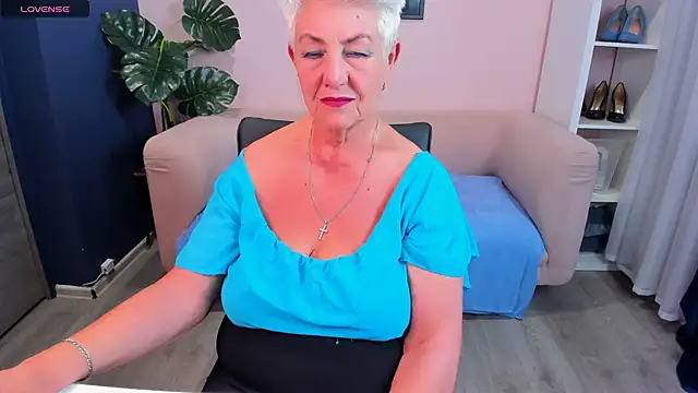 HotandMature online show from January 2025 01:18:02 PM