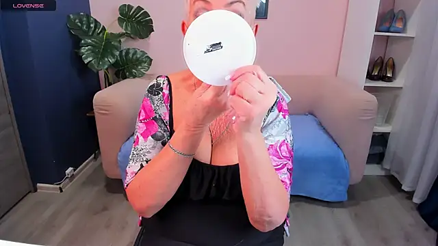 HotandMature online show from January 2025 08:34:01 AM