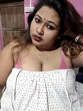 Snapshot of hotbhabhi011 chatting on February 2026 04:43:02 PM hotbhabhi011 online show from February 2026 04:43:02 PM