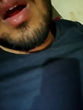 Snapshot of Mahabteegg chatting on February 2026 12:49:01 AM Mahabteegg online show from February 2026 12:49:01 AM