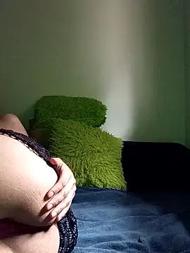 malvinaAAA online show from October 2025 07:55:01 PM