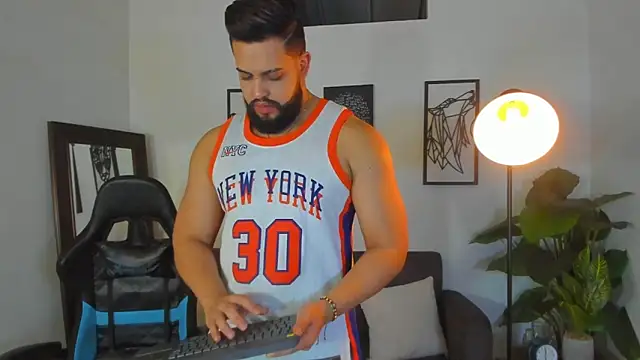 Justin kingX7 online show from March 2026 01:38:01 AM