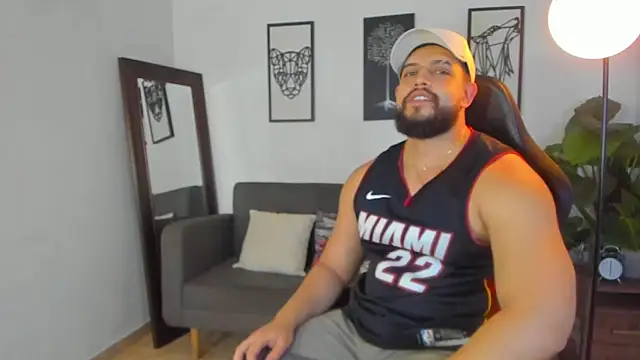 Justin kingX7 online show from April 2026 01:59:02 AM