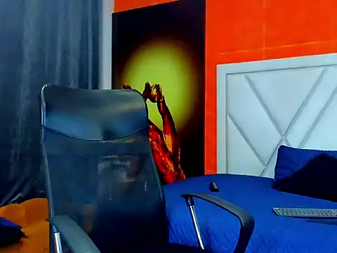 Snapshot of adrian_ray chatting on September 2025 06:00:01 PM adrian ray online show from September 2025 06:00:01 PM