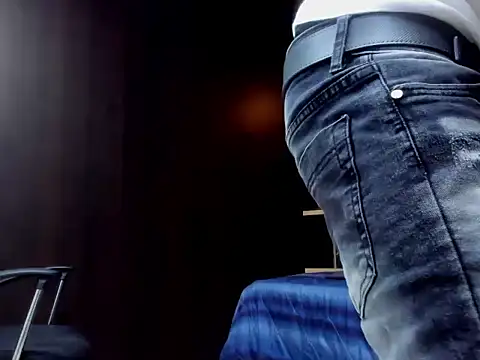 Snapshot of adrian_ray chatting on February 2026 05:58:01 PM adrian ray online show from February 2026 05:58:01 PM