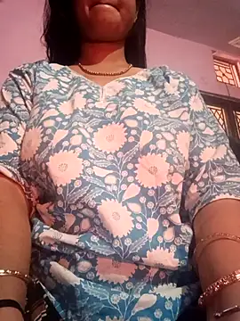 priya-kumari22 online show from December 2025 12:49:02 AM