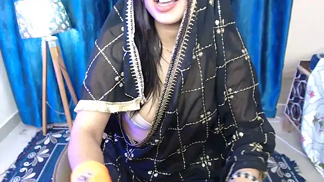 Snapshot of priya-kumari22 chatting on May 2026 07:19:01 PM priya-kumari22 online show from May 2026 07:19:01 PM