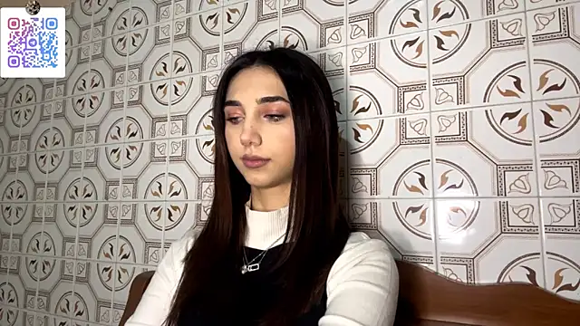 LinaMour online show from December 2025 10:15:01 PM