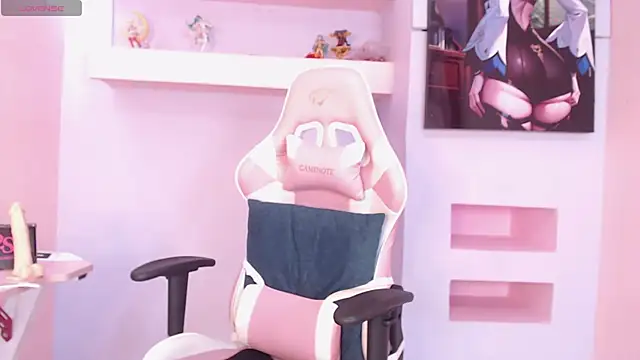 SkylerBloomm online show from September 2025 03:06:02 AM