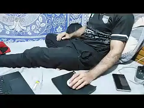 Snapshot of yazinyazin1 chatting on February 2026 08:14:02 PM yazinyazin1 online show from February 2026 08:14:02 PM