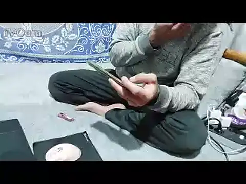 Snapshot of yazinyazin1 chatting on March 2026 04:53:02 PM yazinyazin1 online show from March 2026 04:53:02 PM