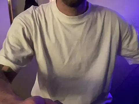 calientechota online show from September 2025 11:26:01 PM