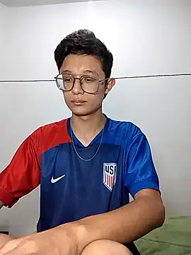 SantiagoRusso18 online show from January 2026 02:54:02 PM