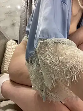 Kitty Kisss online show from April 2026 02:28:01 AM