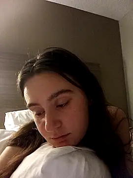 freakylittlebitch69 online show from October 2025 05:53:02 PM