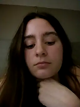 freakylittlebitch69 online show from October 2025 05:30:01 AM