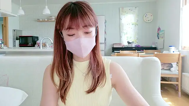 Snapshot of SUZU_1201 chatting on May 2026 12:41:02 AM SUZU 1201 online show from May 2026 12:41:02 AM