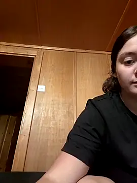 YoungLiisaxx online show from September 2025 05:40:01 AM