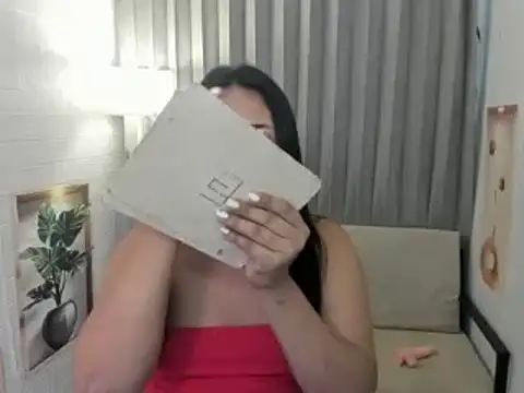 TsUncutKaren online show from February 2026 05:23:02 AM