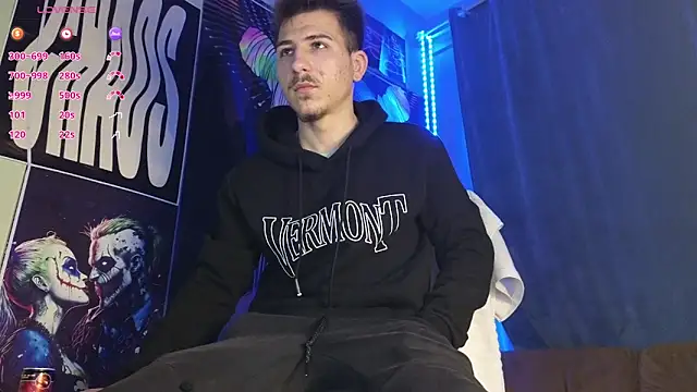 Snapshot of MarioK1 chatting on November 2025 10:32:01 PM MarioK1 online show from November 2025 10:32:01 PM