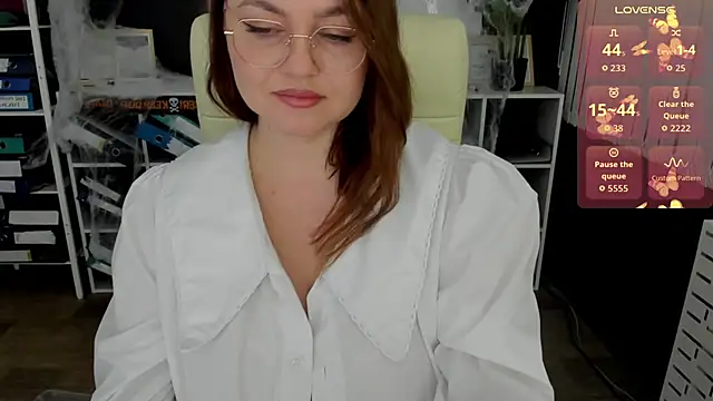  feel me  online show from October 2025 01:51:02 AM