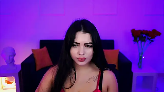 NaomiWilsons online show from November 2025 08:02:02 AM