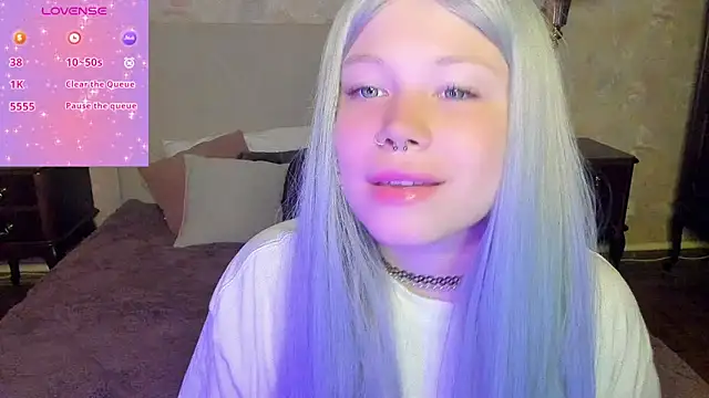 Diana Dream online show from September 2025 07:48:01 PM