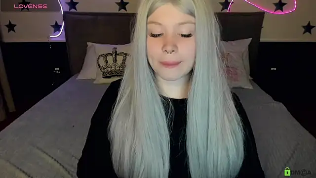 Diana Dream online show from October 2025 07:57:02 PM