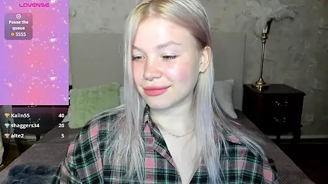 Diana Dream online show from November 2025 11:15:01 PM