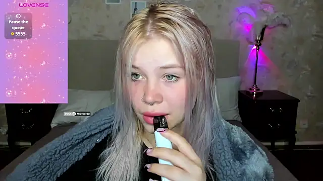 Diana Dream online show from November 2025 09:03:02 PM