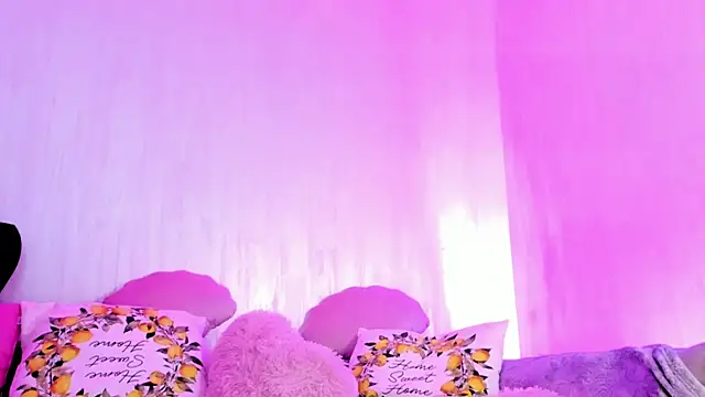 RileyNox online show from October 2025 07:33:01 PM