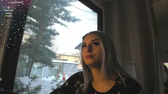 Ella Vee online show from February 2026 06:59:02 AM