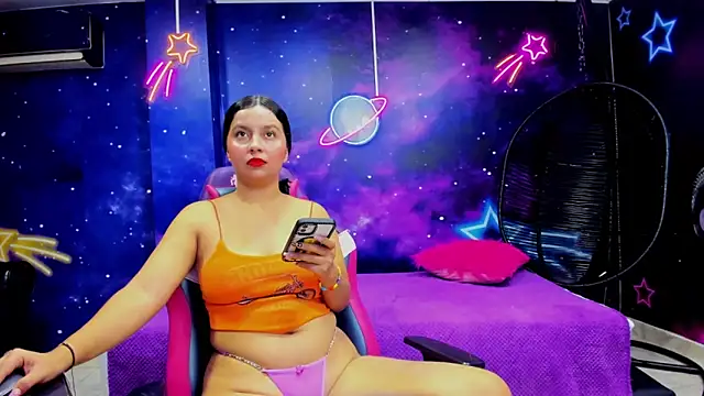 Thalia Cortea online show from November 2025 03:18:02 AM