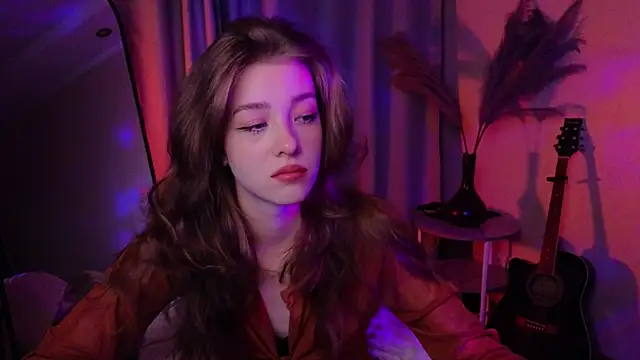 AstraMist online show from September 2025 03:15:02 PM