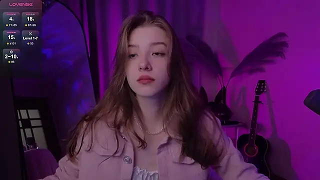 AstraMist online show from October 2025 02:14:02 PM