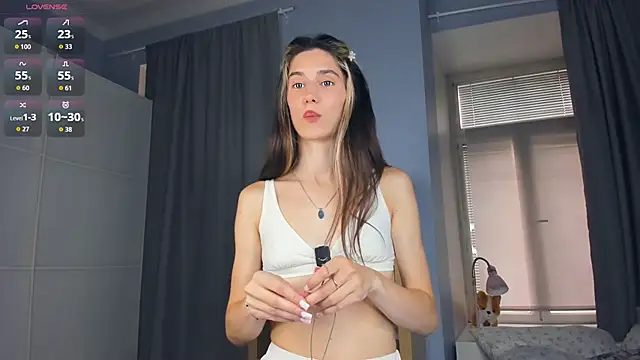 Snapshot of AntonettaTarring chatting on October 2025 08:23:02 AM AntonettaTarring online show from October 2025 08:23:02 AM