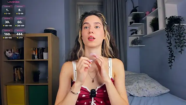 Snapshot of AntonettaTarring chatting on October 2025 06:58:02 AM AntonettaTarring online show from October 2025 06:58:02 AM