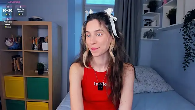 Snapshot of AntonettaTarring chatting on November 2025 08:50:02 AM AntonettaTarring online show from November 2025 08:50:02 AM