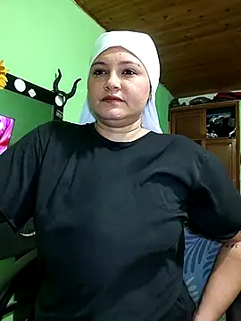 zulaija masih online show from September 2025 01:42:02 AM