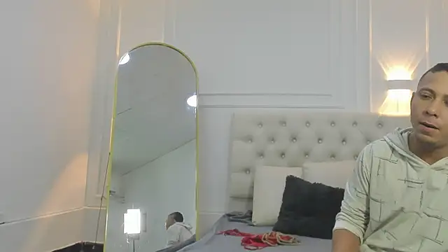 charlotte dante212 online show from April 2026 03:56:01 AM