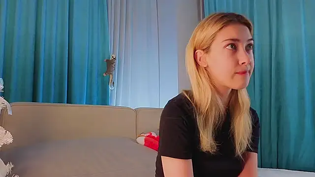 AngelicRice online show from December 2025 11:17:02 AM