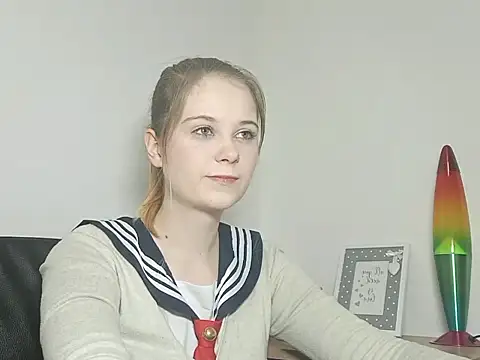 LydiaYoung online show from September 2025 06:10:02 PM