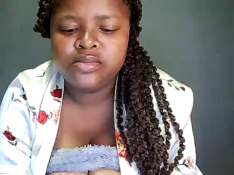 Snapshot of MegaBustyQueen chatting on September 2025 06:51:01 PM MegaBustyQueen online show from September 2025 06:51:01 PM