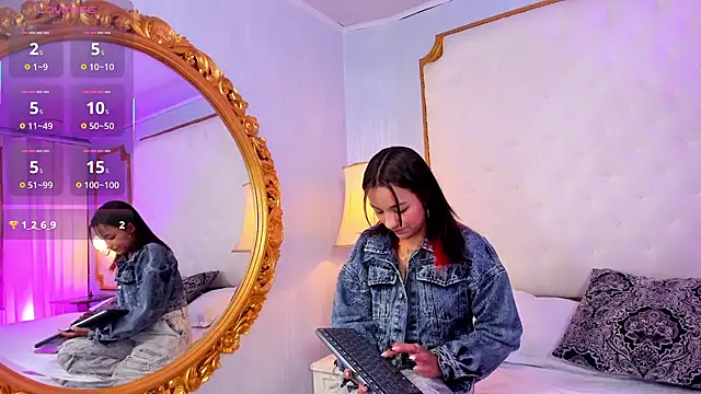 Manelyk evanss  online show from September 2025 11:21:02 AM